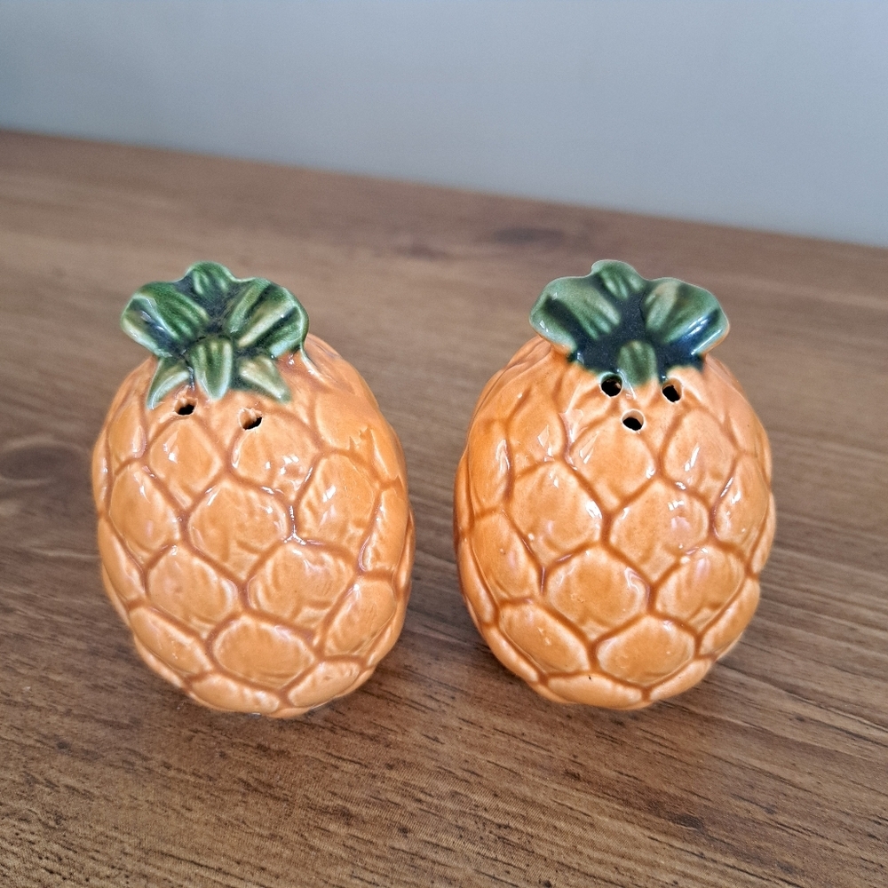 Vintage Pineapple Salt and Pepper Shakers Ceramic Made in Japan With Stoppers